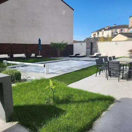 Muka House Villa Herblay